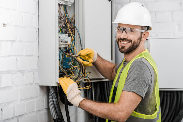 Best Affordable Emergency Electrician  in Chigan Center, MI