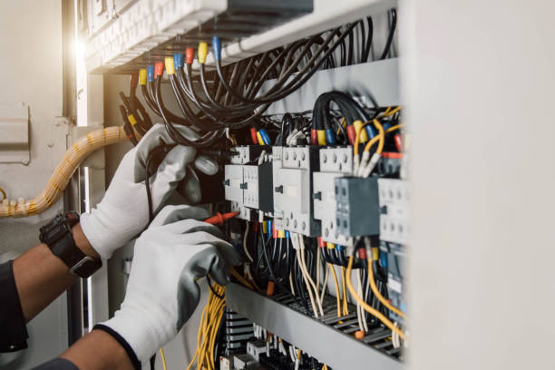 Best Local Electrician Companies  in Chigan Center, MI